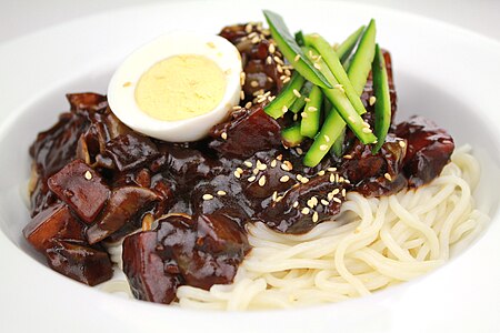 Jajangmyeon by KFoodaddict.jpg