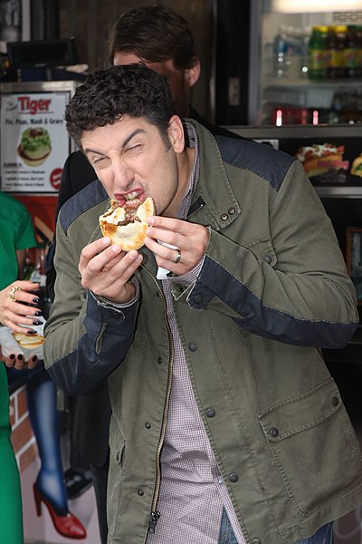 File:Jason Biggs (6811672706).jpg