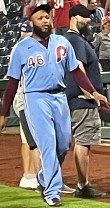 Aaron Nola - Wikipedia