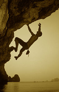 Jose Luis Nunez, Ton Sai Plajı'nda bouldering.jpg