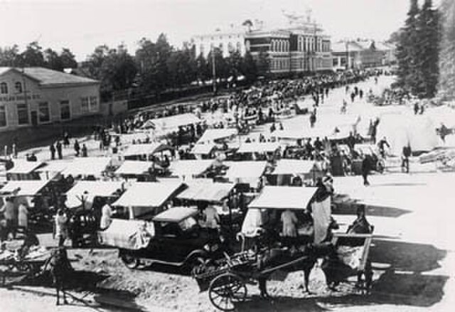 Jyväskylä town square in the early 20th century
