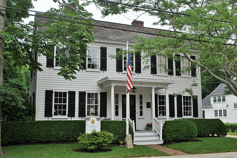 File:Katherine Lee Bates House, Falmouth, MA.jpg