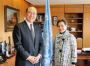 Kitack Lim with Christiana Figueres in London - 2018 (39536174340).jpg