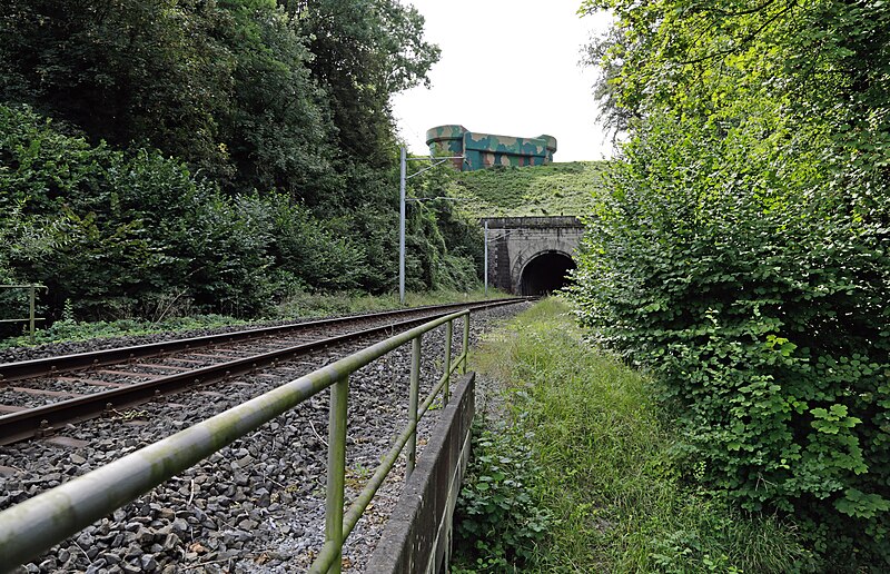 File:Koblenz Tunnel P6A2134.JPG