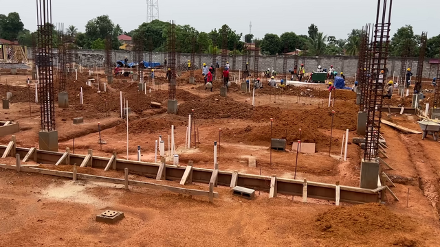 A maternity hospital in Sierra Leone being built with support from Partners in Health.