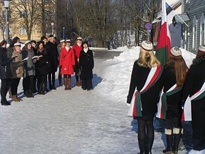 Estonian students celebrating Estonian Independence Day in 2013. Korp! Filiae Patriae konvendi ees.JPG