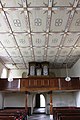 Kazetový strop a varhany v kostele sv. Martina