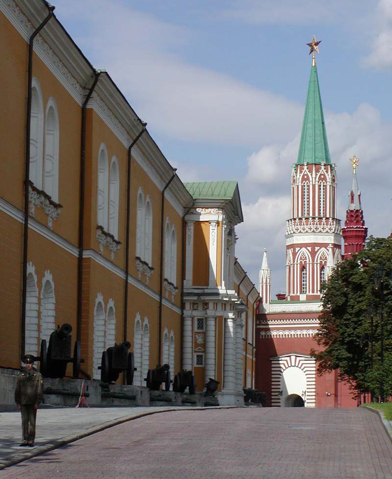 арсенал в москве