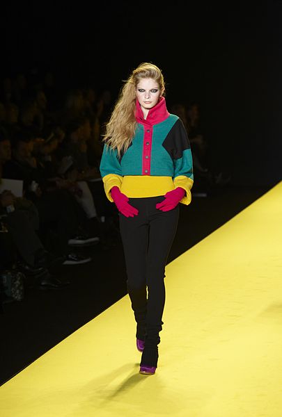 File:Lacoste Fall-Winter 2010 106.jpg