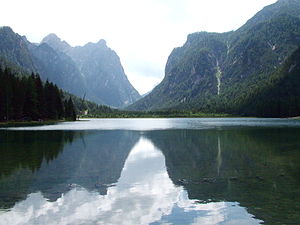 Lake Dobbiaco.jpg