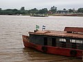 Lancha de pasajeros que cruza el río Uruguay, uniendo Alvear (Argentina) con Itaquí (Brasil)..jpg