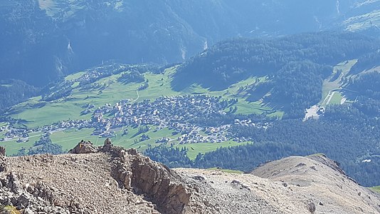 Blick hinunter nach Lantsch/Lenz