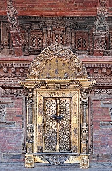 File:Le temple de Taleju dans le palais royal (Patan) (8610058258).jpg