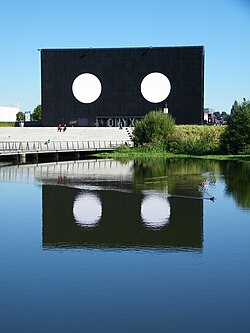 Onyx-kulttuurikeskus, arkkitehti Jean Nouvel 1988.