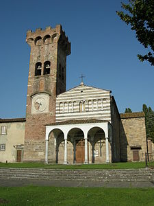 Lucca, biserica parohială San Paolo 02.JPG