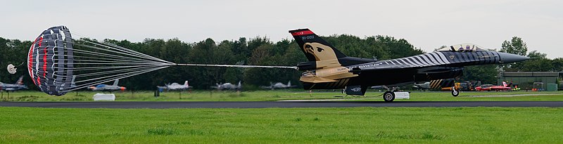 File:Luchtmachtdagen 2011 Royal Netherlands Air Force (6188553808).jpg