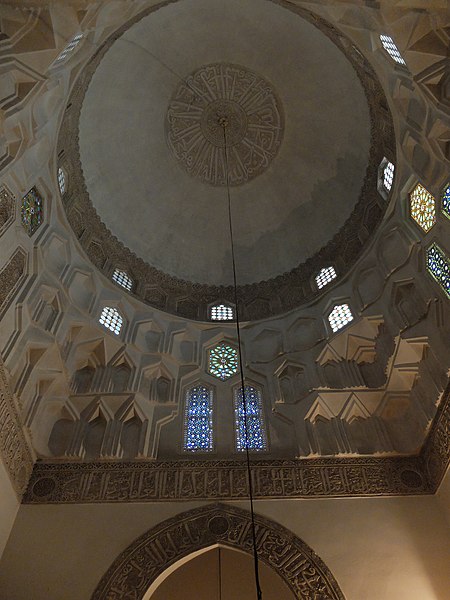 File:Madrasa of Sunqur Sadi mausoleum interior.jpg