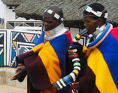 Mapoch.--Musicians women Ndebele