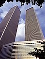 WTC 3 (dole pod vežami)