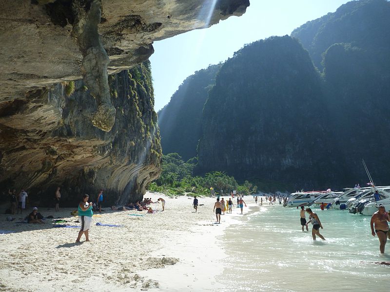 File:Maya Bay (4296434825).jpg