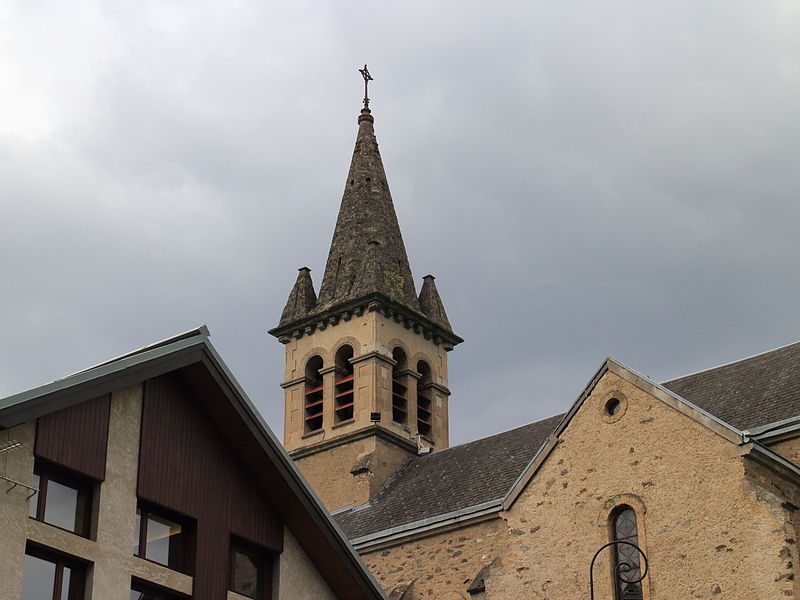 File:Mizoën, Frankrijk (1080 m.) Church 01.JPG