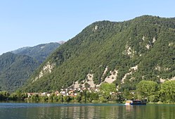 Modrej Slovenia 2.jpg