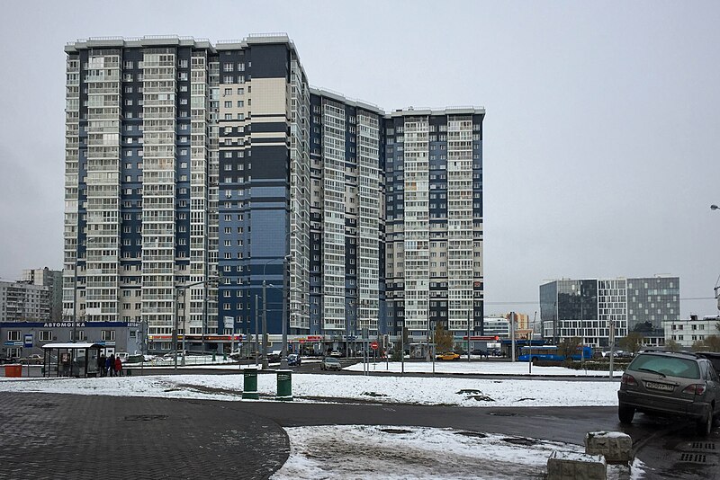 File:Moscow, Akademika Yangelya 2 high-rise building (2).jpg