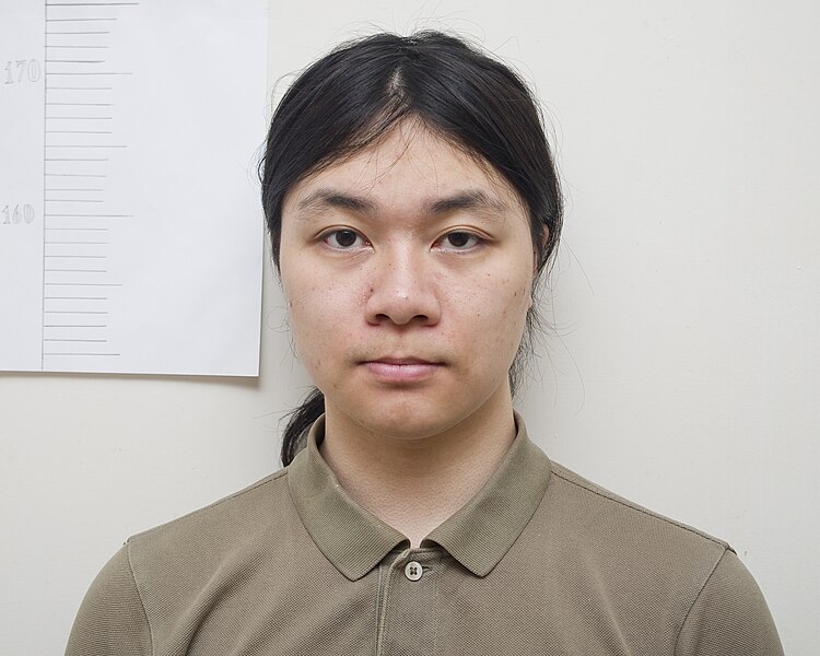 File:Mugshot Portrait Photo User Vasyalstnv Front.jpg