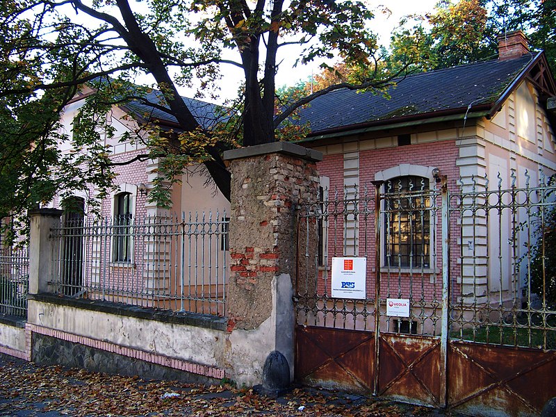 File:Na Václavce, vodárna.jpg