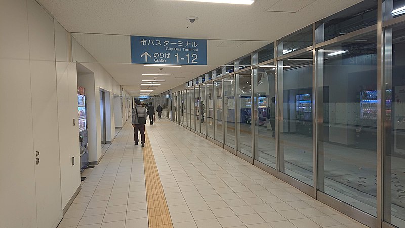 File:Nagoya Station Bus Terminal 20181213-01.jpg