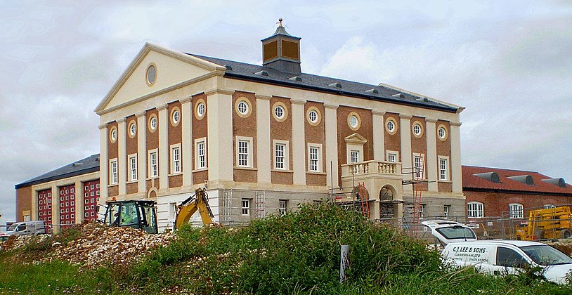 Образцовый город. Паундбери в Великобритании. Город Poundbury. Паундбери экспериментальный новый город.