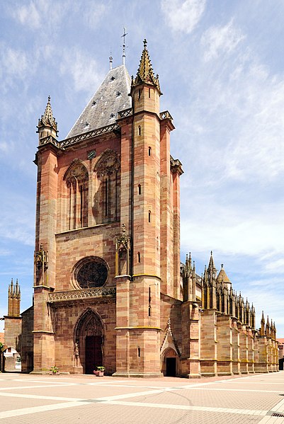 File:Niederhaslach Church full frontal.jpg