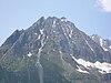 Das Olmenhorn. Der Turm Pt. 3210 m ist als linker Gipfel des oberen Gipfelgrates gut auszumachen.