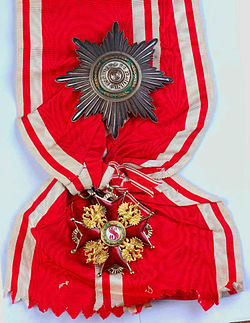 Odznak řádu sv. Stanislava I. třídy s velkostuhou a hvězdou řádu