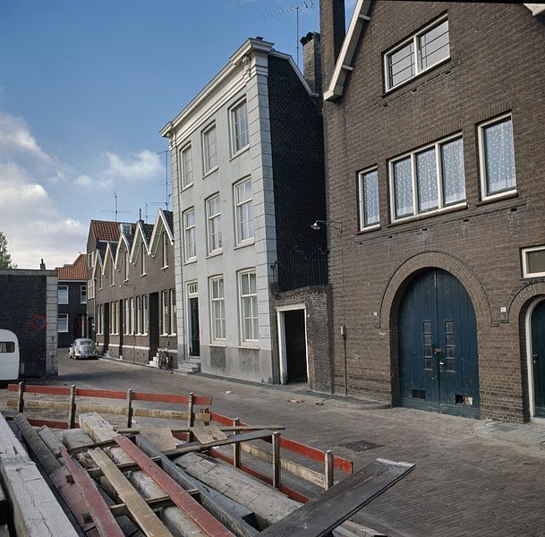 File:Overzicht van de voorgevels - Dordrecht - 20379302 - RCE.jpg