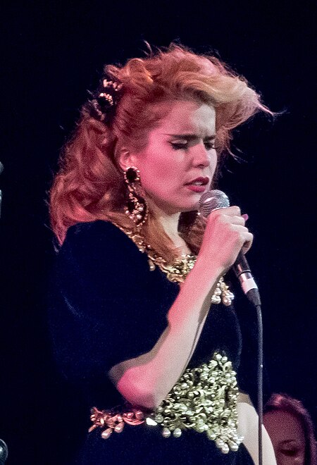 Tập_tin:Paloma_faith_2012_cropped.jpg