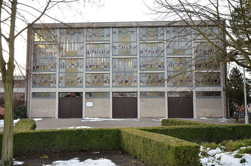 File:Parochiekerk Onze-Lieve-Vrouw Altijddurende Bijstand, Beerse.jpg