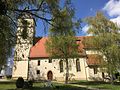 Evangelische Peterskirche, Friedhof, Leichenhalle, Denkmäler