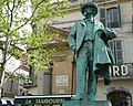 Monument en hommage à Frédéric Mistral