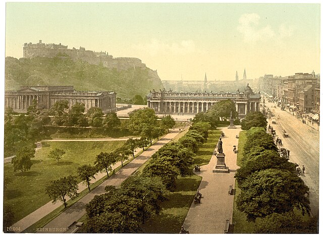 The RSA was formerly housed in the National Gallery of Scotland (left) until it moved to the Royal Institution building (right) in 1911