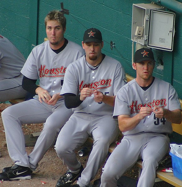 Lidge (right) in 2005 with fellow Astros Chad Qualls and Dan Wheeler