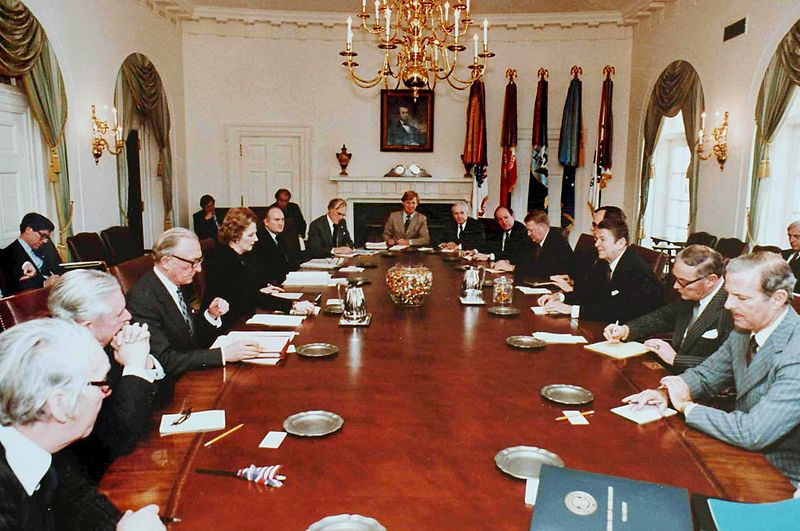 File:Reagan-Thatcher cabinet talks.jpg