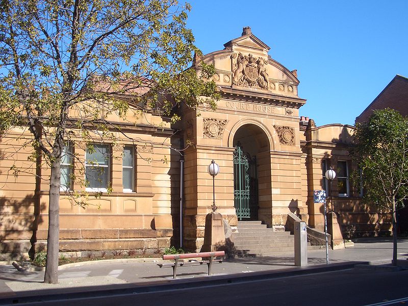 File:Redfern Court House.JPG