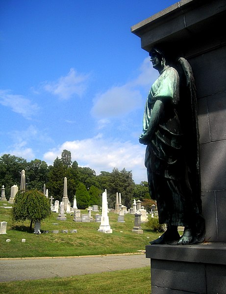 File:Rock Creek Cemetery, grave marker.jpg