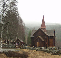 Rollag stave church 07apr2005.jpg