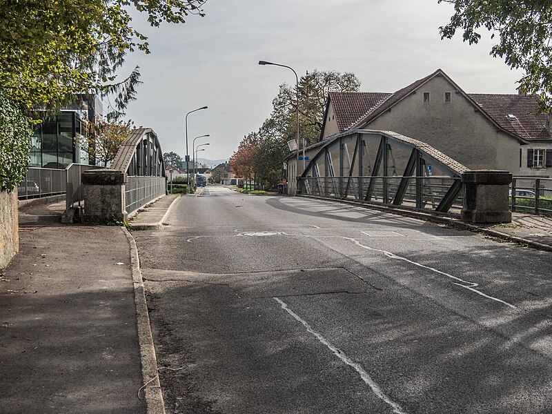 File:Route de Chavornay-Brücke über die Orbe, Orbe VD 20221029-jag9889.jpg