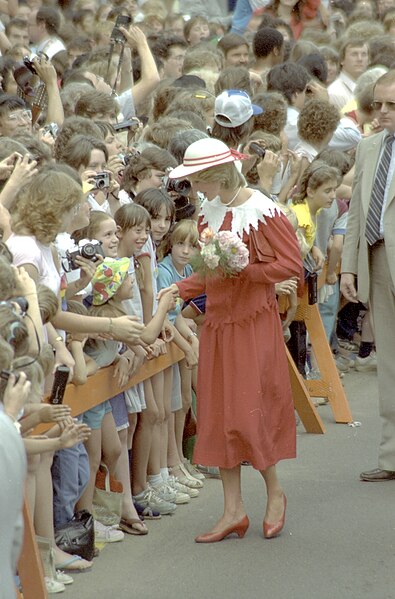 File:Royal Visit of Prince Charles and Princess Diana to Edmonton, Alberta - Princess Diana Visit to Churchill Square, 30 June 1983.jpg