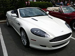 Aston Martin DB9