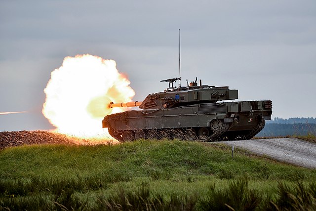 An Ariete training during the Strong Europe Tank Challenge (SETC) in 2016