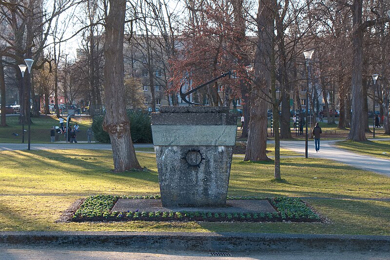 File:Salzburg - Lehen - Lehener Park - 2021 02 28-1.jpg